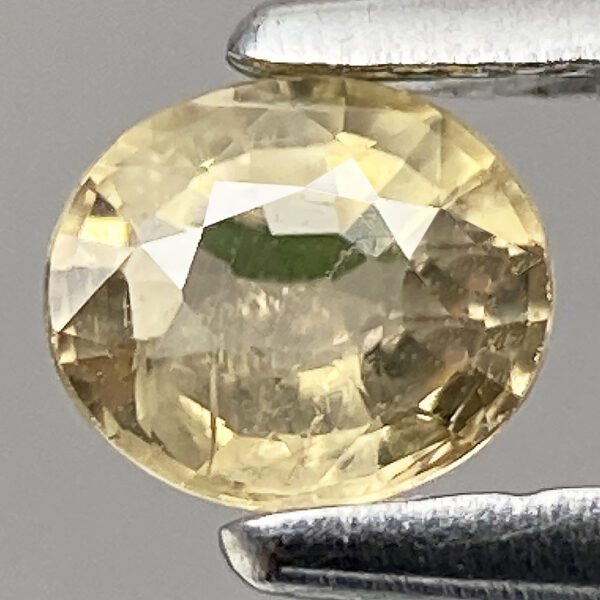 1 0.23ct Natural Sapphire Yellow Luster VS Oval Faceted AAA Gem