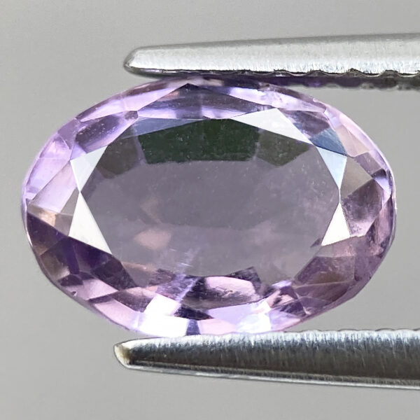1 1.60ct Sapphire Natural Pinkish Purple Luster Oval Faceted Gem
