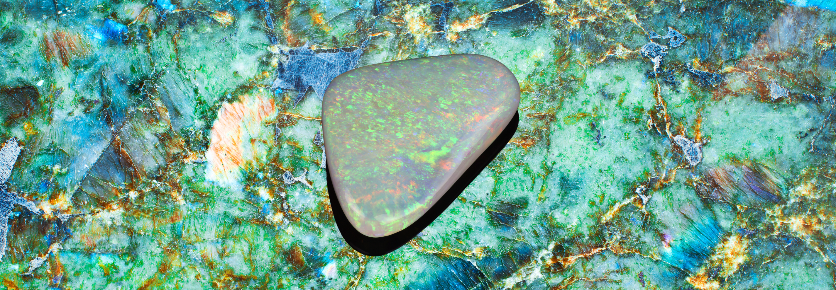 Gemstone Chronicles- Opal and the Family Connection