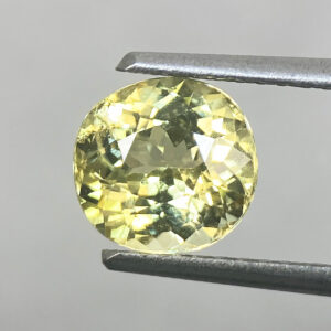 Green Mali Garnet 1.95ct