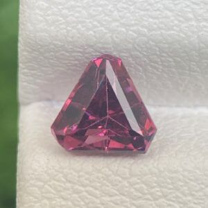 Red Pink Rhodolite Garnet 0.99ct